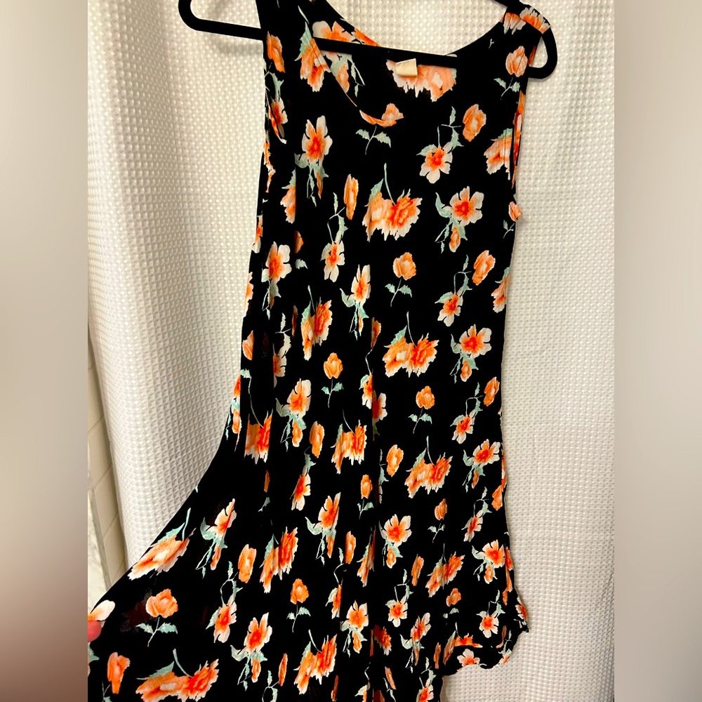 Size Large Floral Sleeveless Dress